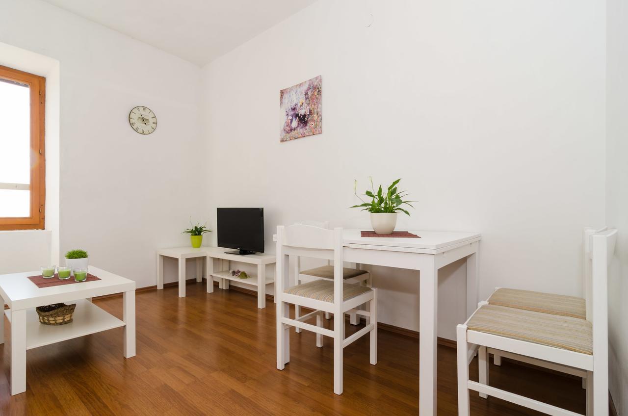 Mijanka Apartment *